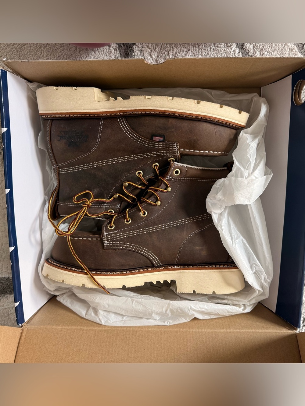 New Thorogood 6” Crazy Horse Work Boots, Women’s Size 9M